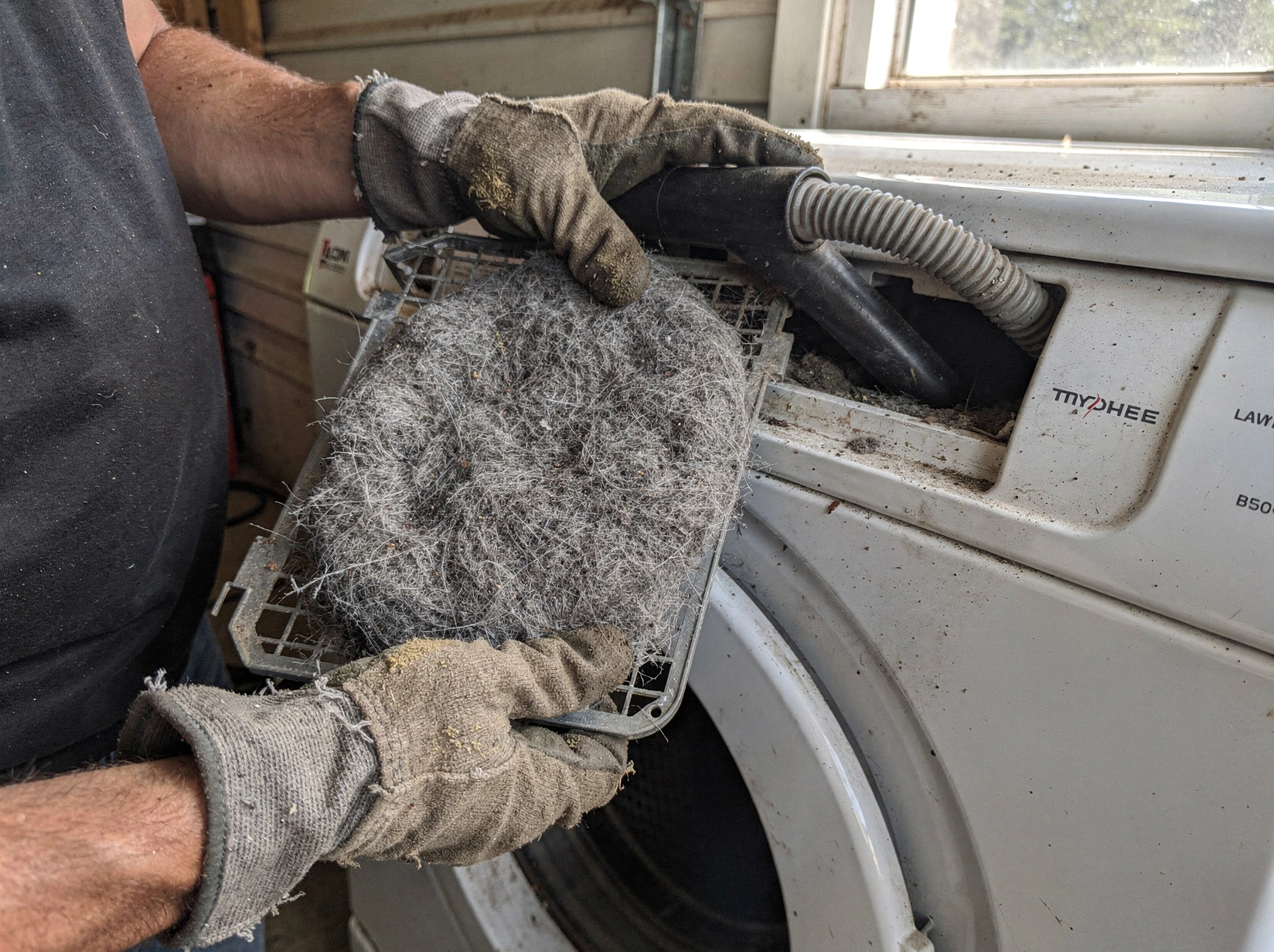 Cleaning Dryer Lint Trap service in Lochbuie, CO